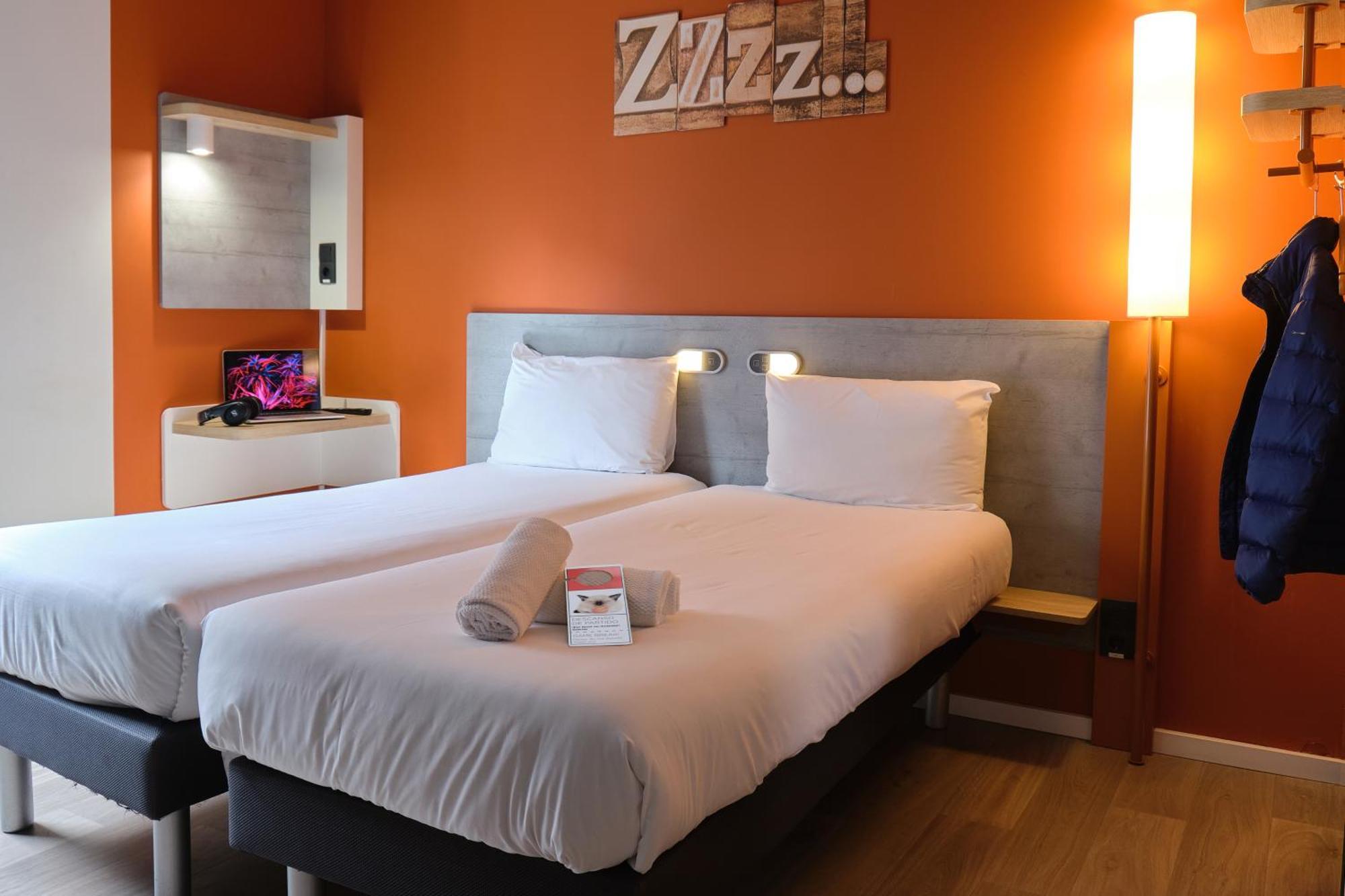 Ibis Budget Bilbao City Exterior photo